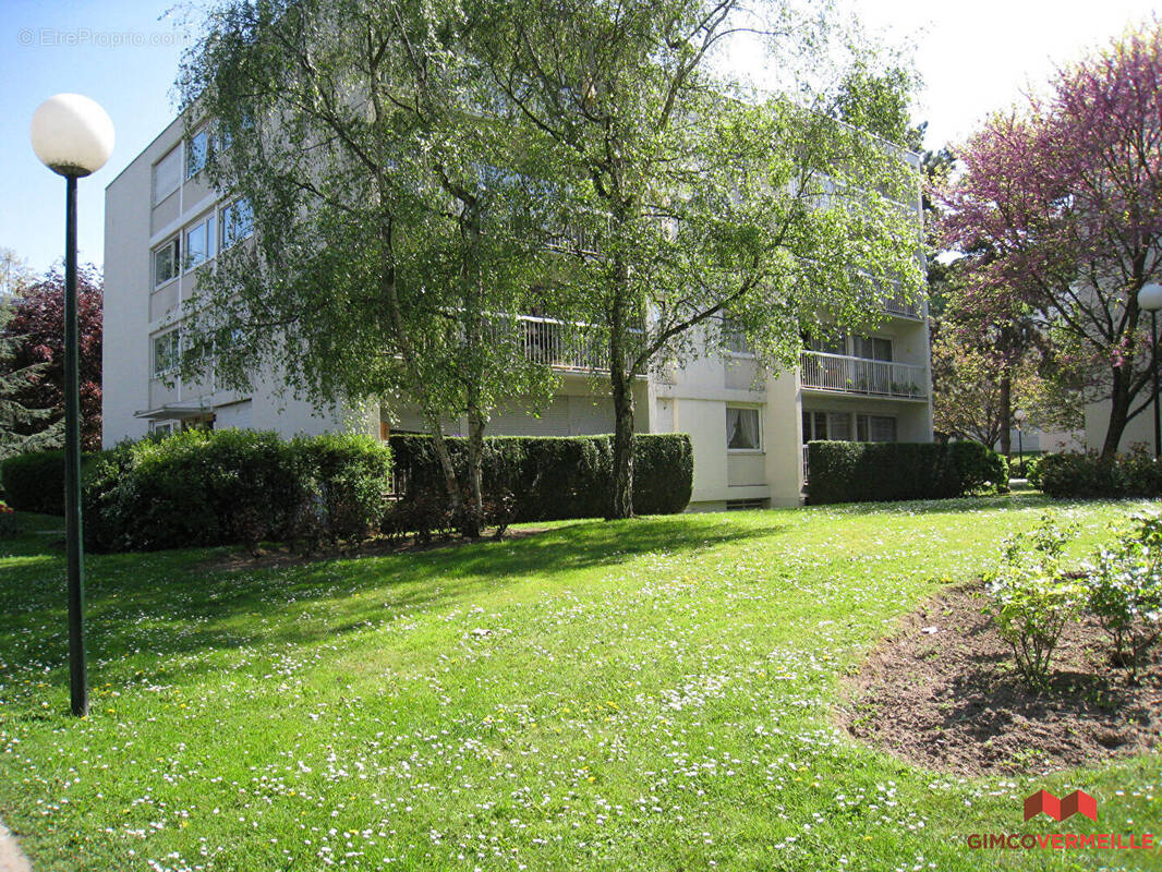 Appartement à BOUGIVAL