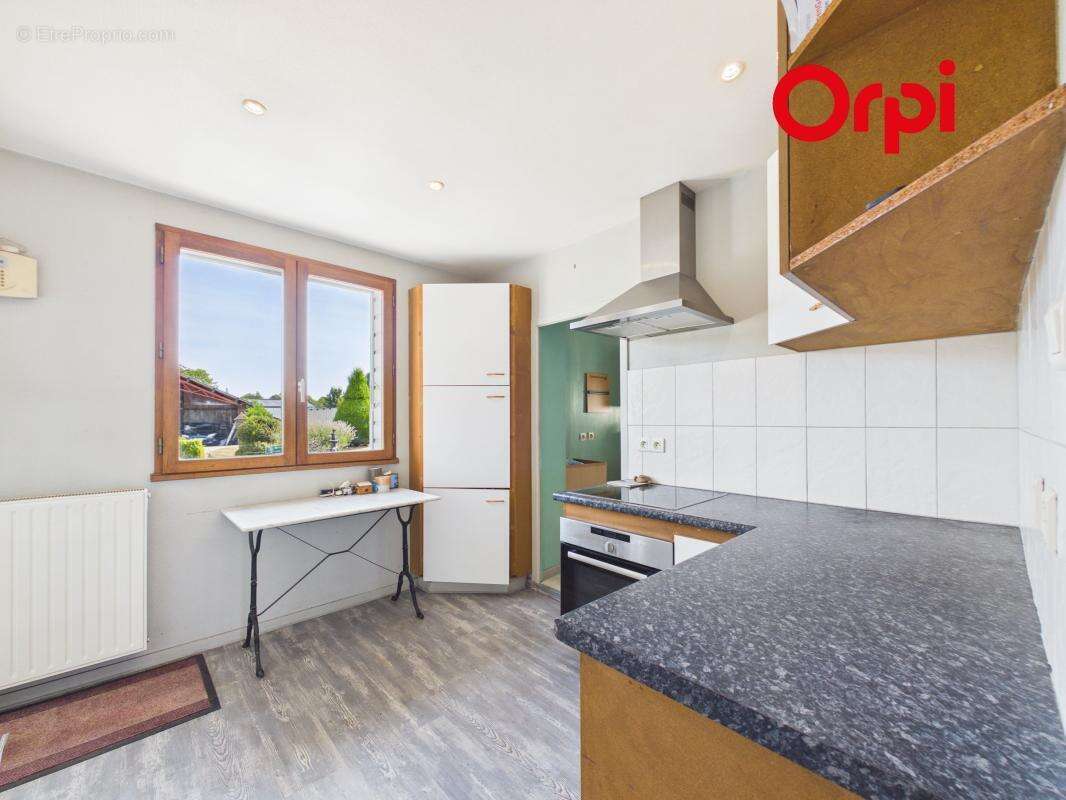 Maison à vendre, proche des commerces - photo 6