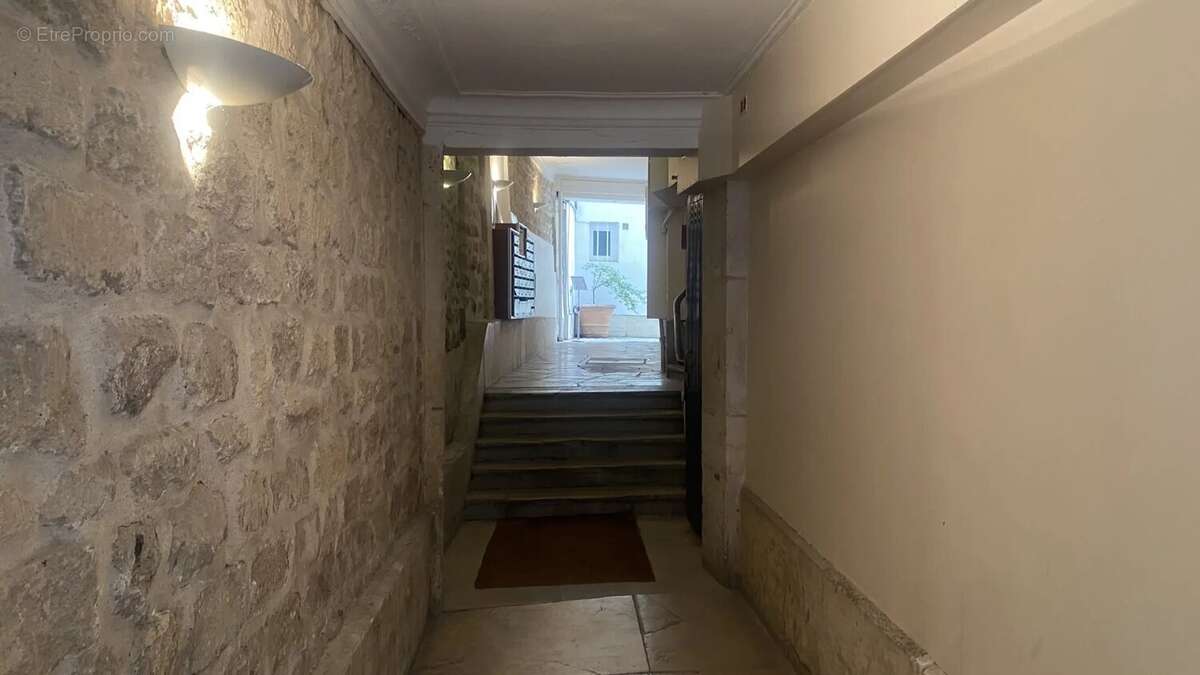 Appartement à PARIS-4E