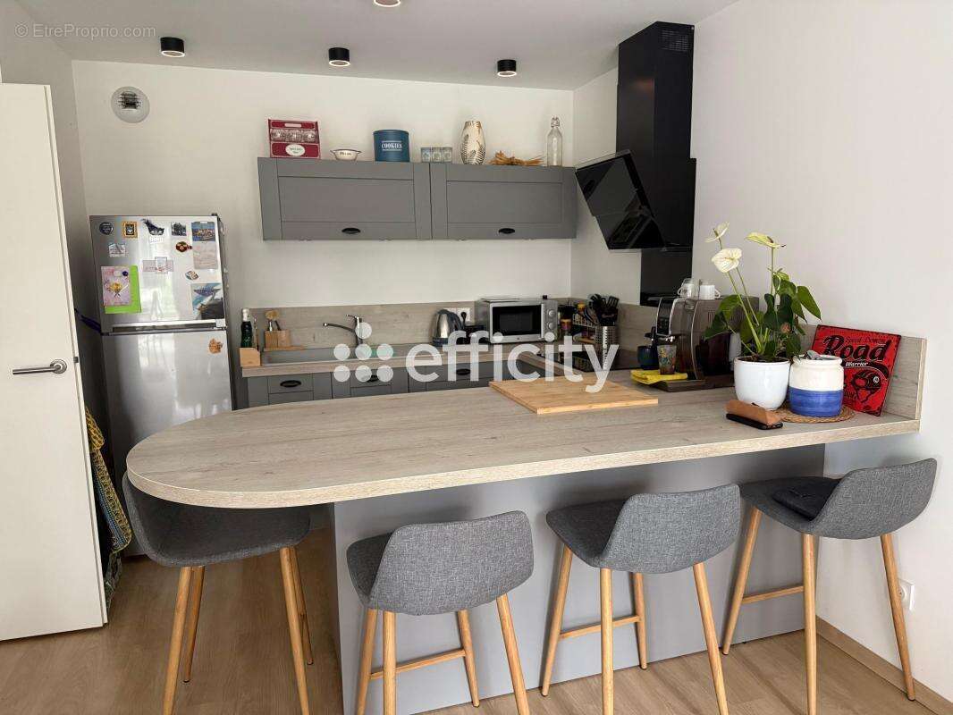 Appartement à LA RICHE