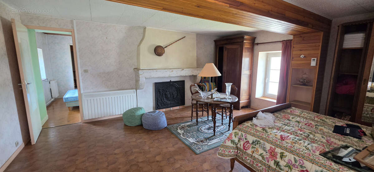 Idéal maison de famille, 160 m2, 5 chambres, dépendances, cour et jardin - photo 8