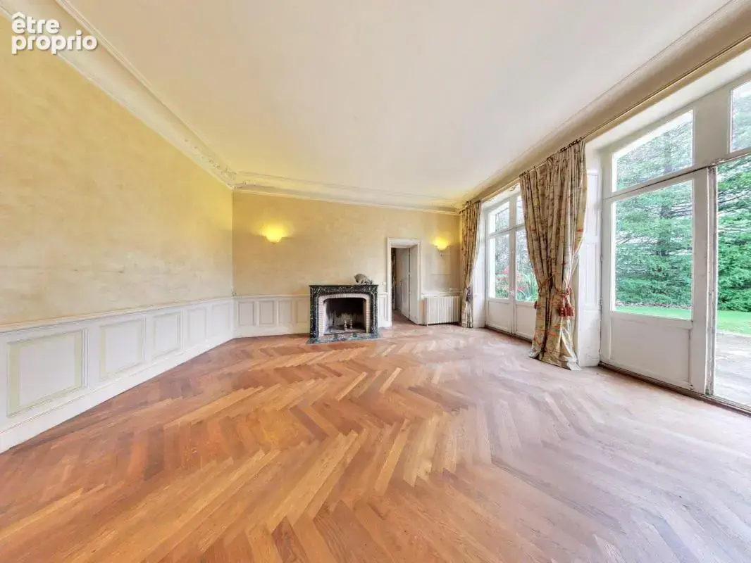 La chapelle-sur-erdre — manoir du xixᵉ siècle au cœur d’un parc arboré de 1,28 ha - photo 11