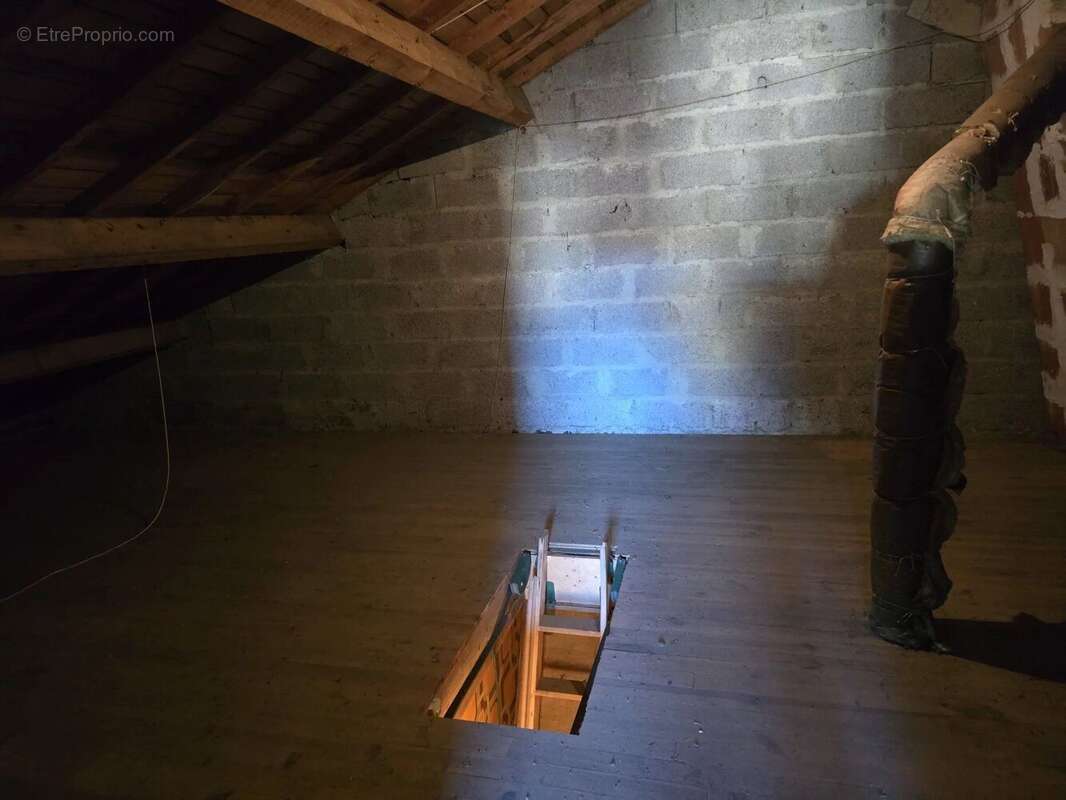 Maison à SAINTE-FLORINE