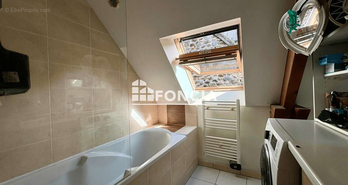 Appartement à OLORON-SAINTE-MARIE
