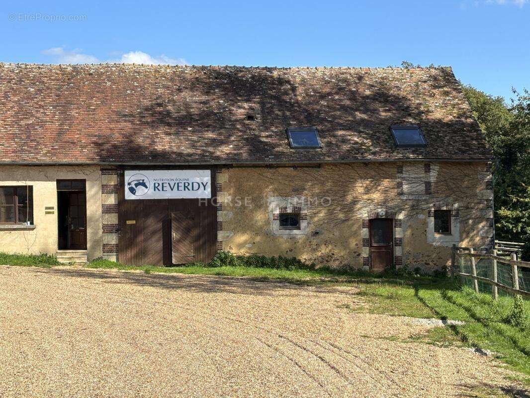 Maison à SAINT-GERMAIN-DE-LA-COUDRE