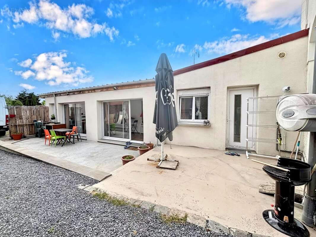 Maison avec garage - photo 10