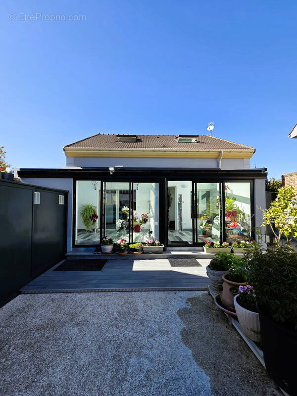 Maison à SAVIGNY-SUR-ORGE