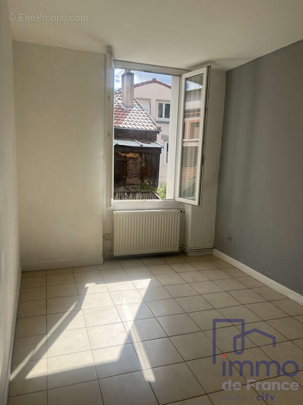 Appartement à SAINT-ETIENNE