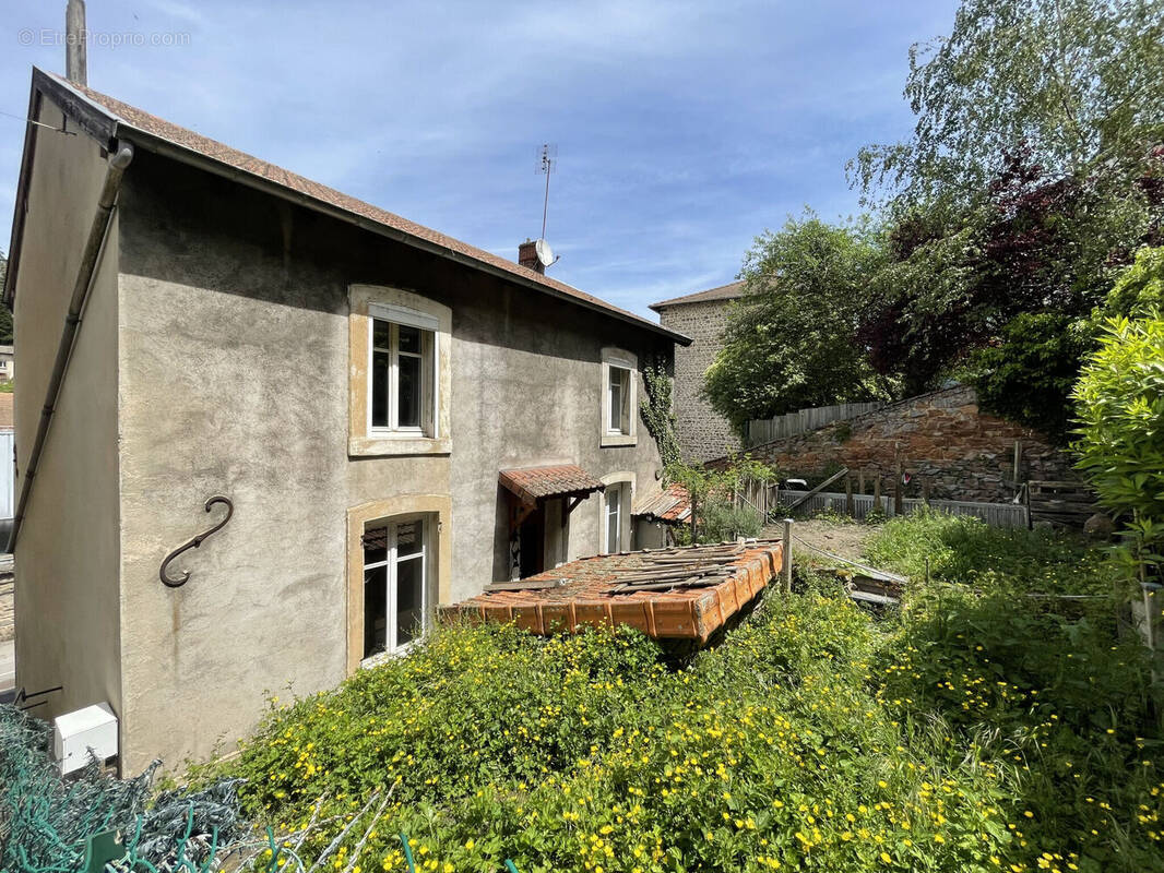 Photo 1 - Maison à AMPLEPUIS