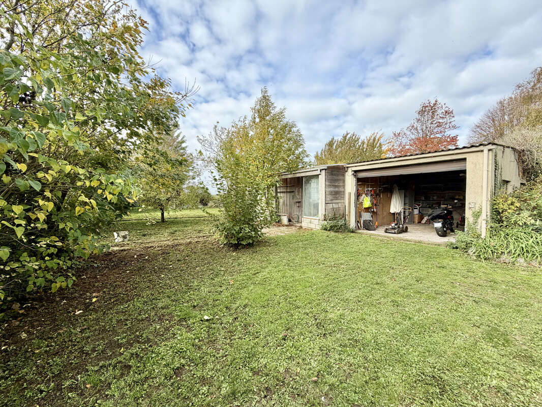 Maison à HOUPLIN-ANCOISNE