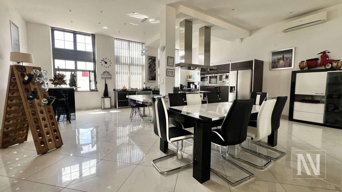 Autre à SAINTE-SAVINE