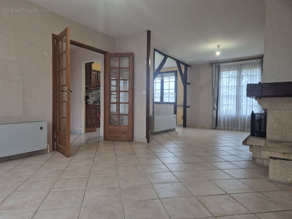 Maison à ORGERUS