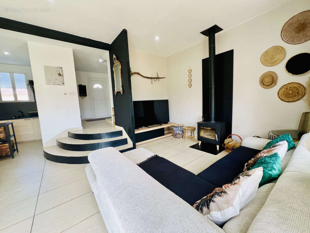 Vente villa T4 de 90m2 avec piscine sur un terrain de 206m2 - photo 14
