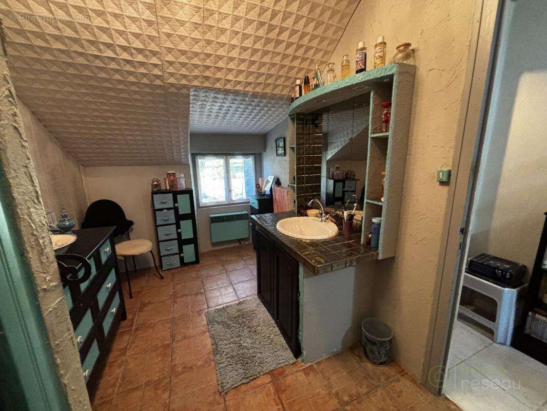 Maison à SAINT-PARDOUX-LES-CARDS