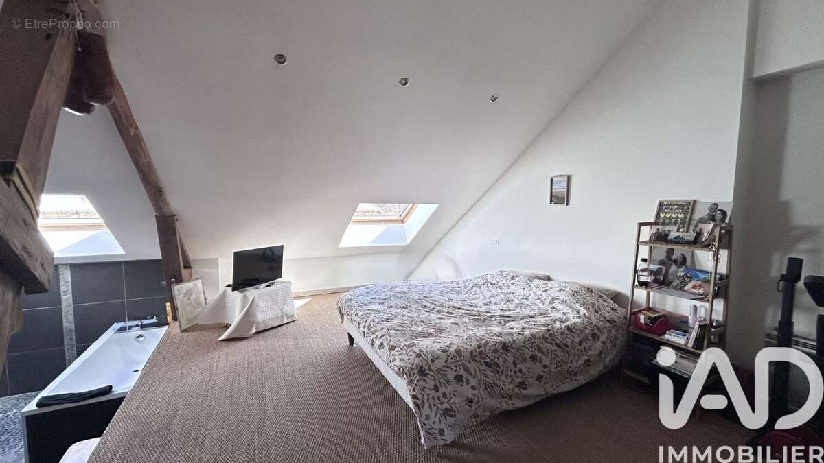 Photo 9 - Maison à LAROIN