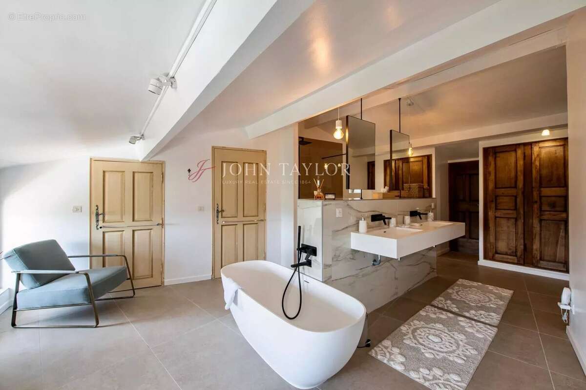 Appartement à GORDES