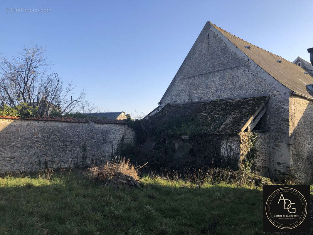 Maison à PLESSIS-SAINT-BENOIST