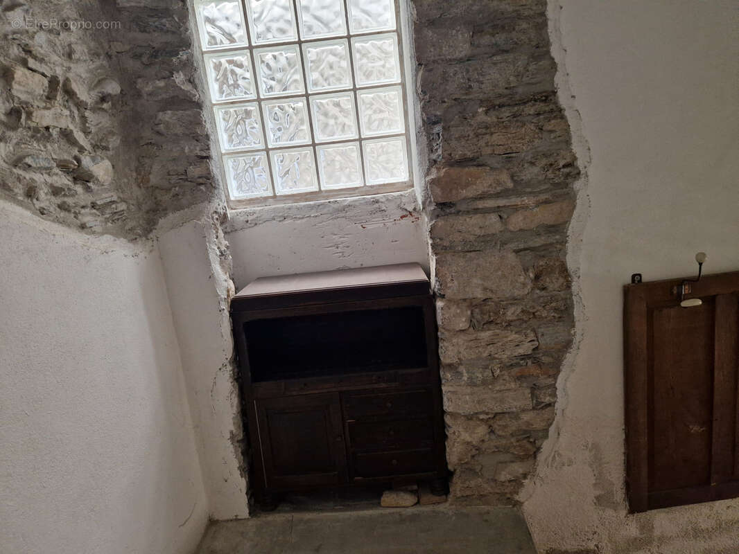 Maison à SAINT-PONS-DE-THOMIERES