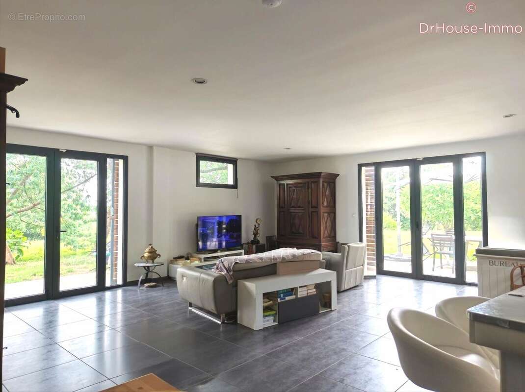 Maison 306 m² à Mugron  - photo 13