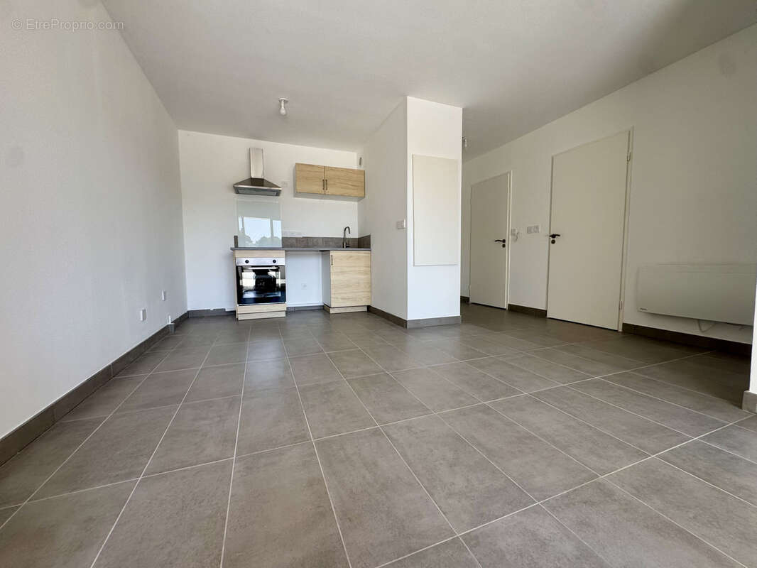 Appartement de type T2 en rez de chaussée au sein d'une résidence avec piscine à La Londe les Maures - photo 18