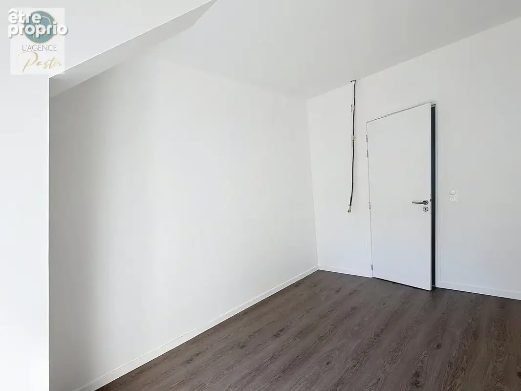 Maison de 5 pièces, refaite à neuf- environ 119 m2 - 2 places de parking + jardin - photo 14