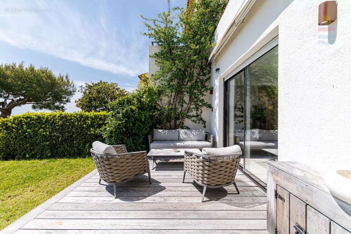 Appartement à VILLEFRANCHE-SUR-MER