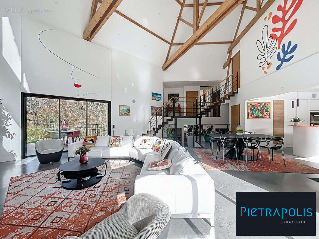 Maison à VELARS-SUR-OUCHE