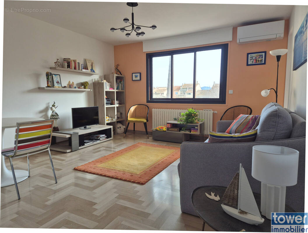 Appartement à SANARY-SUR-MER