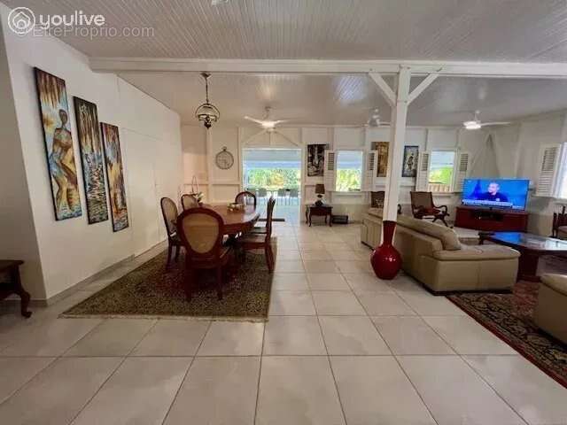 Maison à SAINTE-ANNE