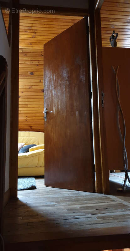 Maison à SAINT-MARTIN-LA-MEANNE