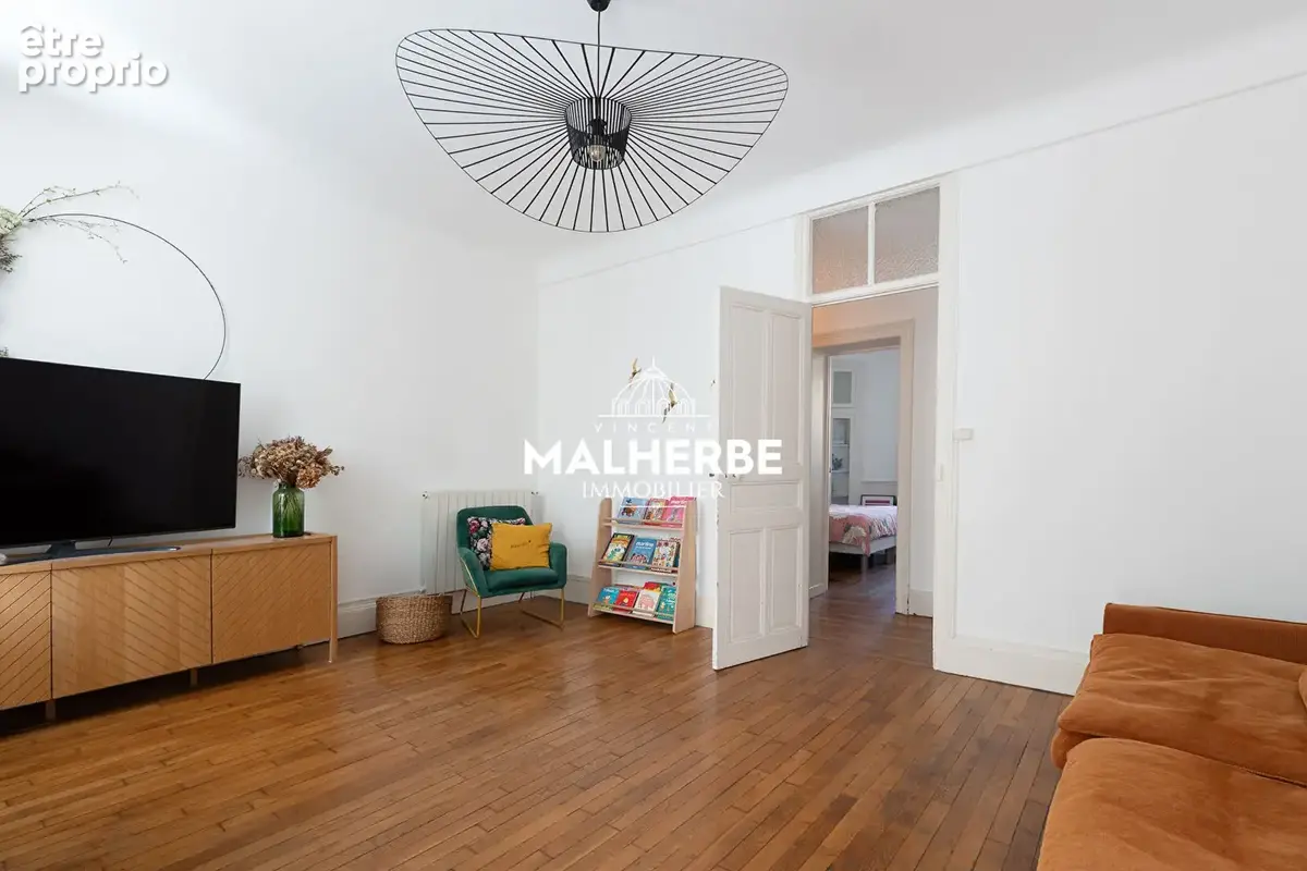 Appartement de caractere avec accès direct au  jardin - photo 11