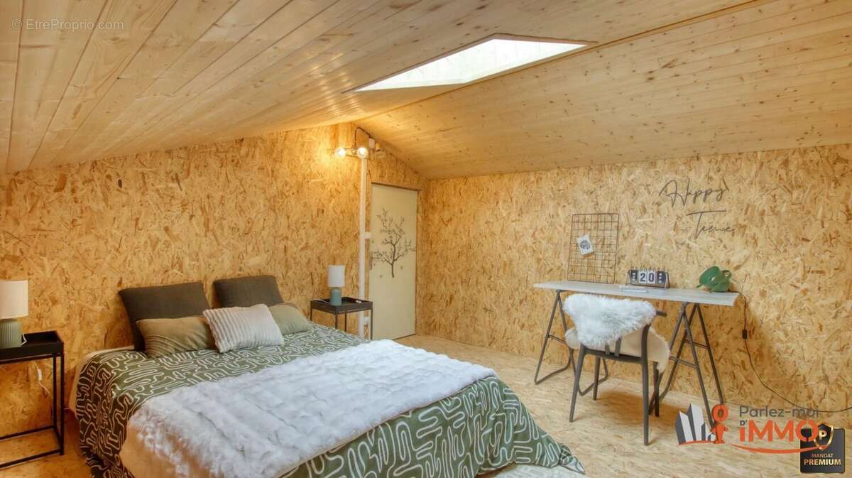 Maison à LA TOURETTE
