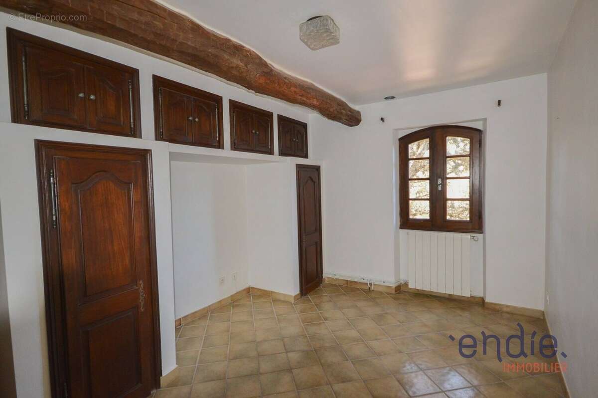 LE THORONET Maison en pierres 180 m² dans hameau paisible - photo 7