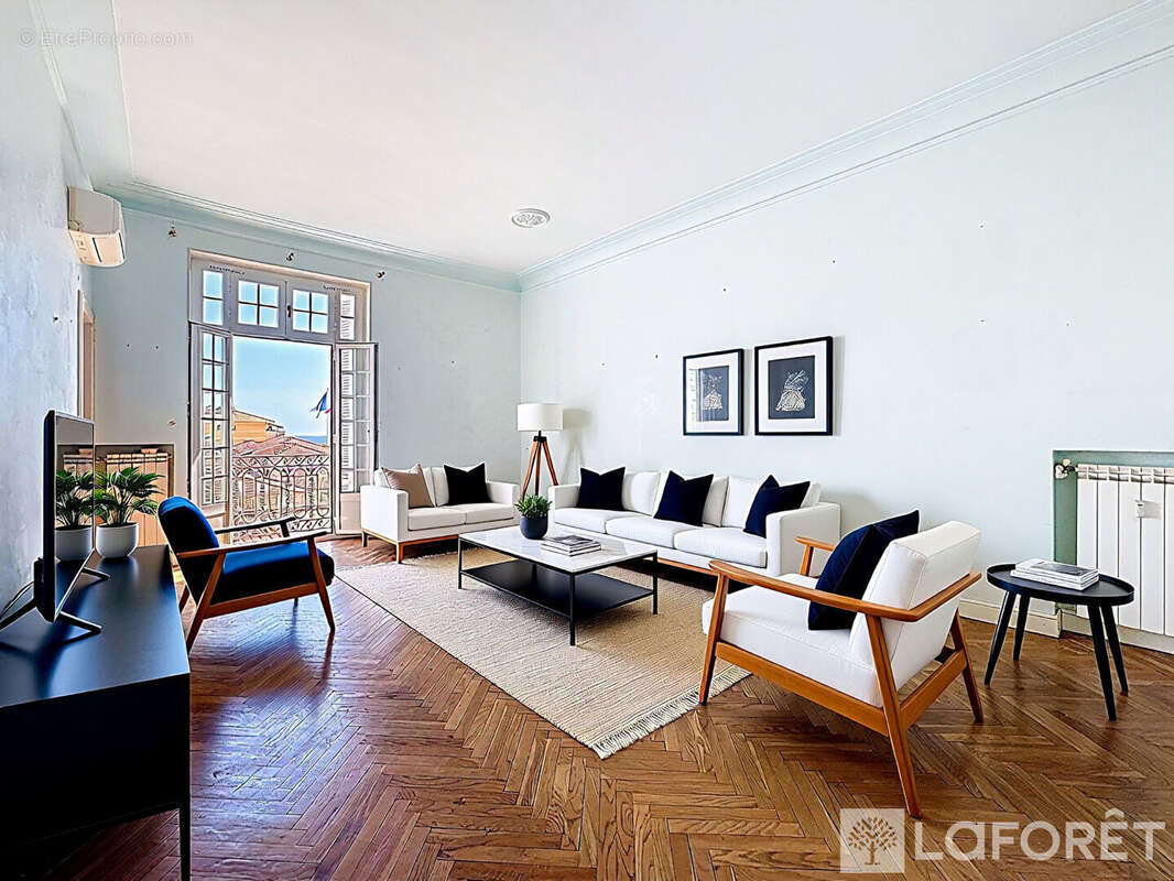 Appartement à MENTON