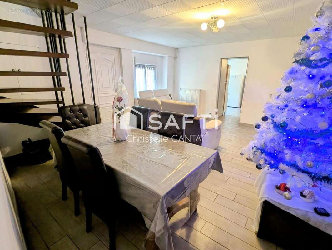 Photo 3 - Appartement à COMMENTRY