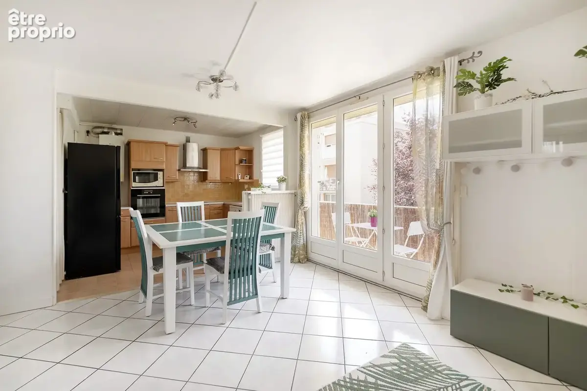 Appartement 4 pièces 74 m² à vendre à Nozay (91620) - photo 5