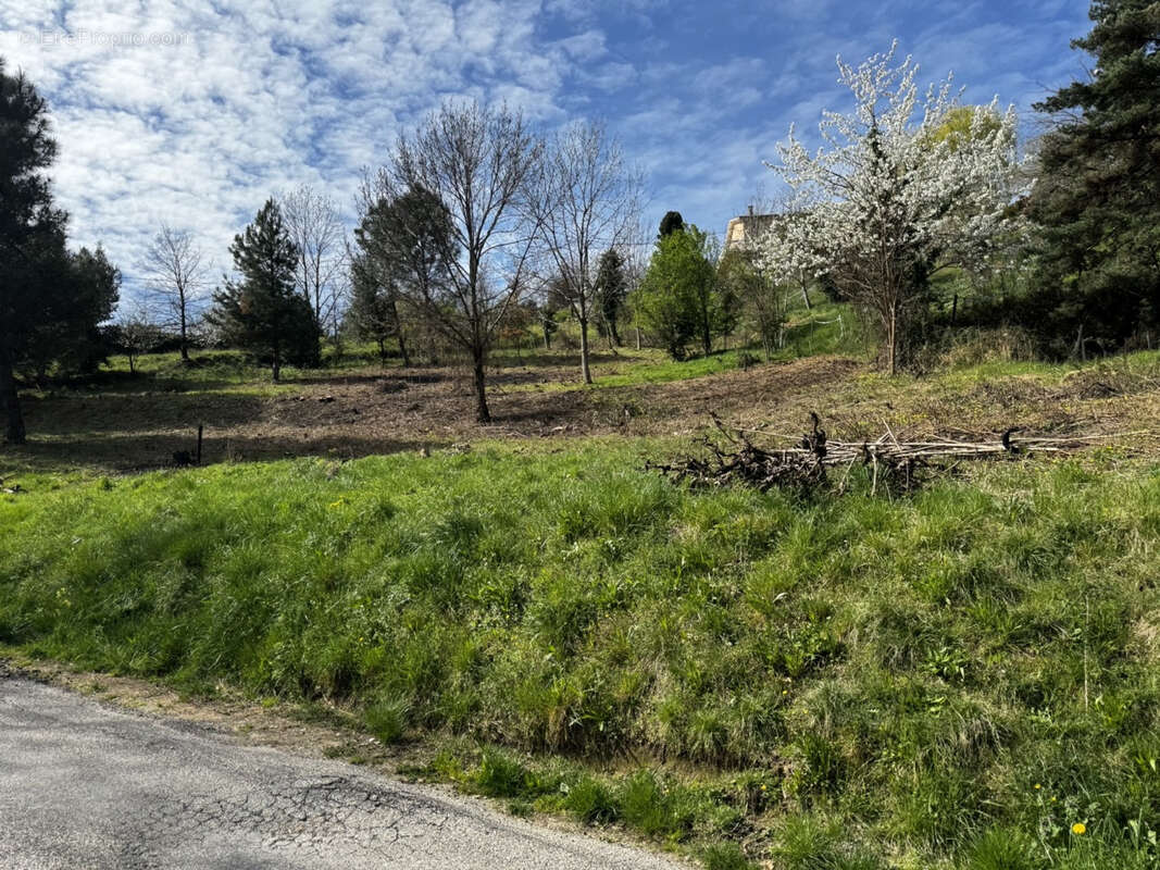 Terrain à VALS-LES-BAINS