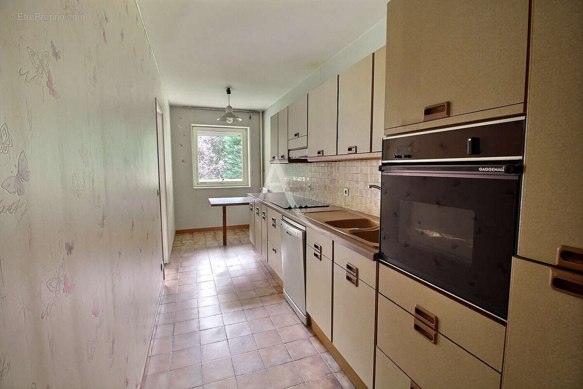 Appartement à ELANCOURT