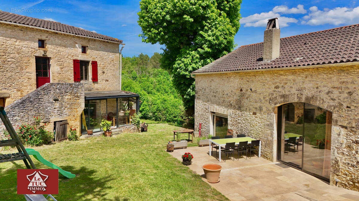 Maison à MONTCABRIER