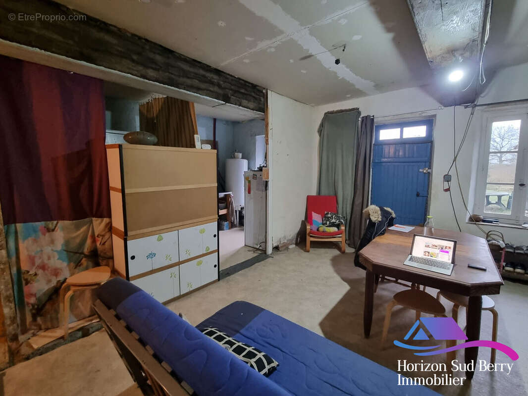 Maison à GENOUILLAC