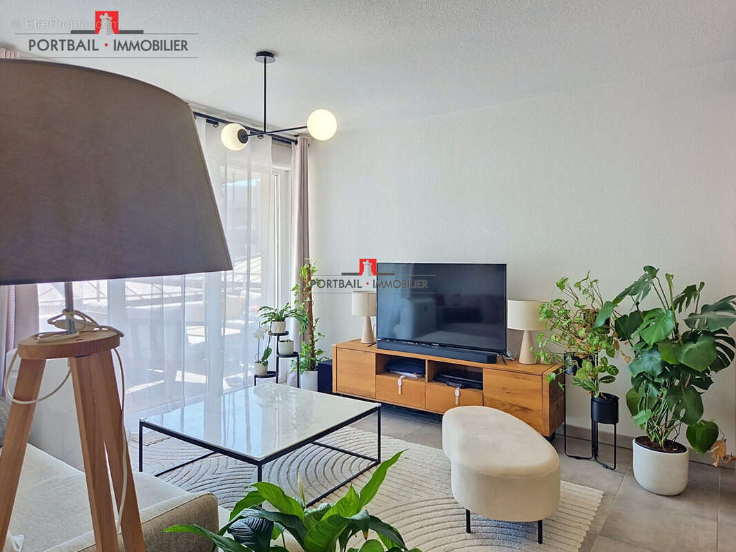 Appartement 62 m² à Bassens  - photo 4