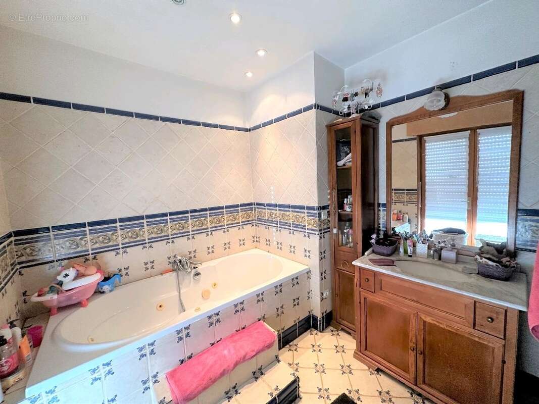 Maison 121 m² à Bertincourt  - photo 6