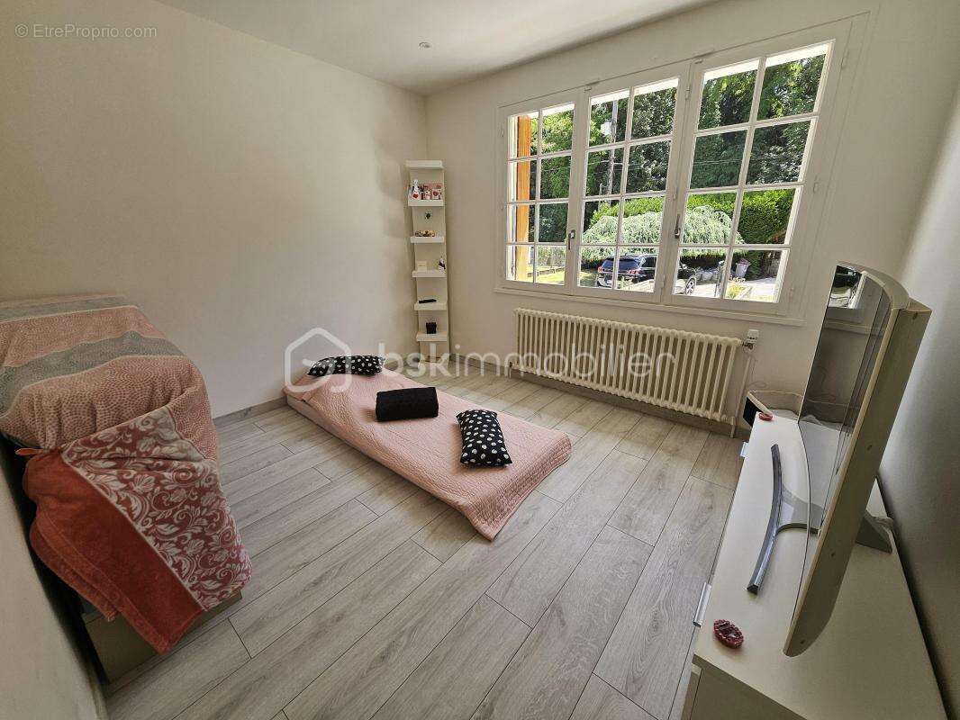 Maison à PUSSAY