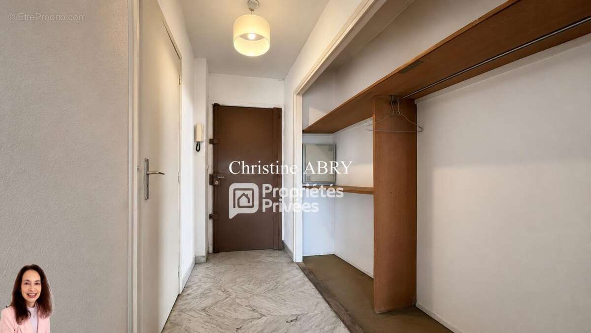 Studio 28m2 centre ville mandelieu terrasse - photo 5