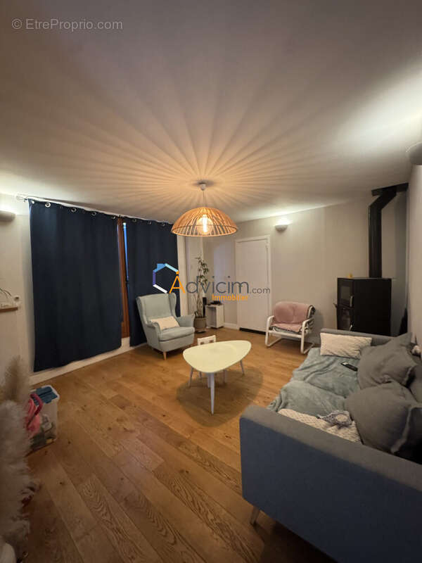 Maison 121 m² à Chauffry  - photo 2
