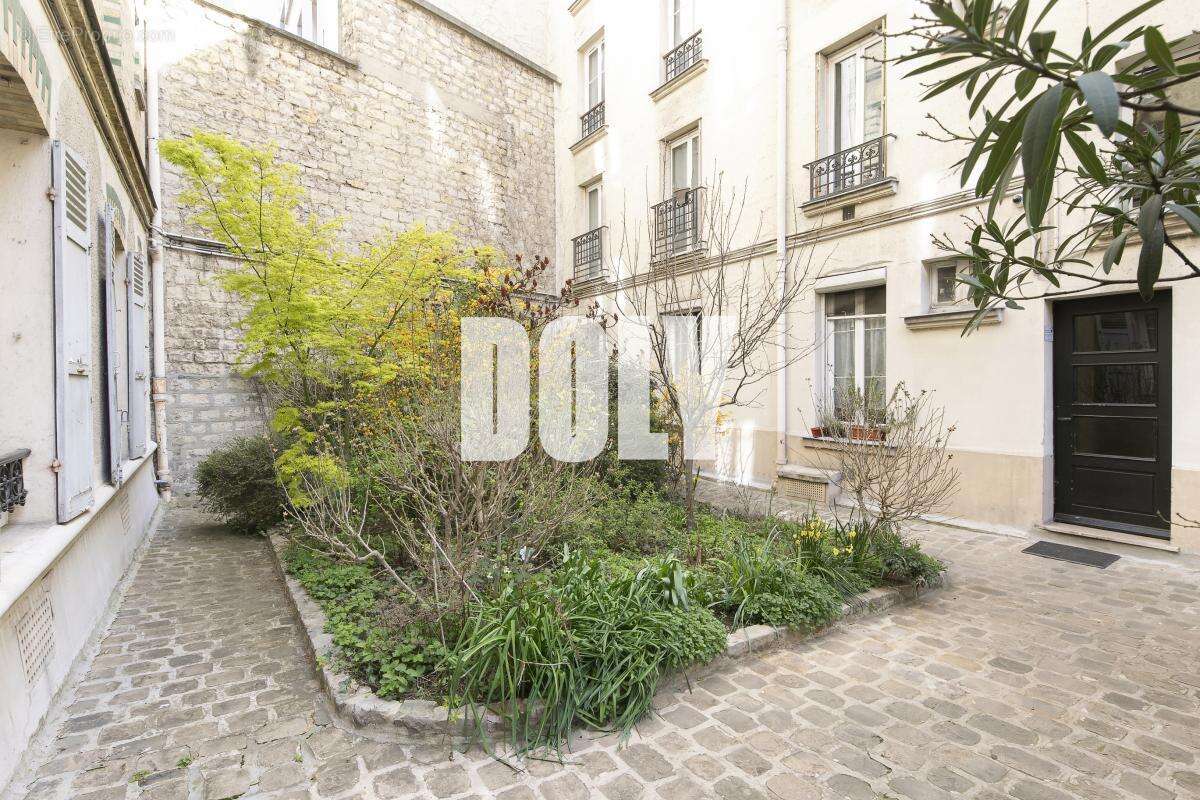 Appartement à PARIS-12E