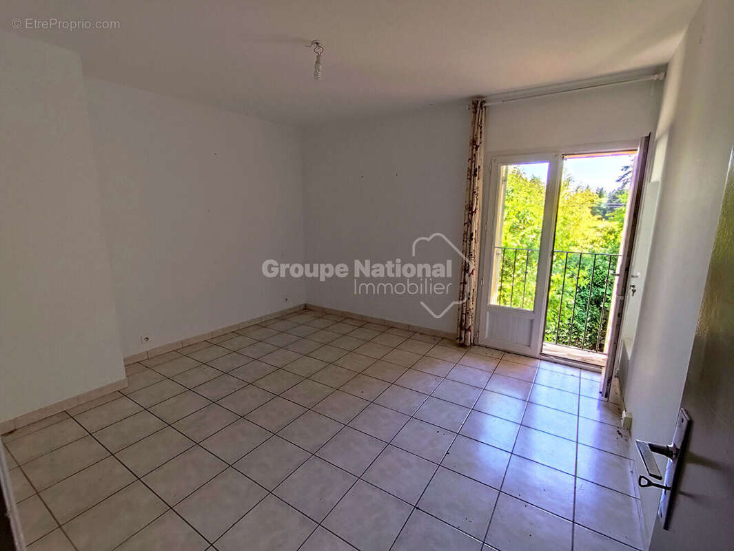 Maison à JONQUIERES