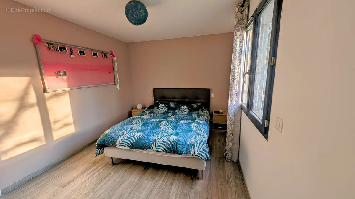 Maison à LAROQUE-DES-ALBERES