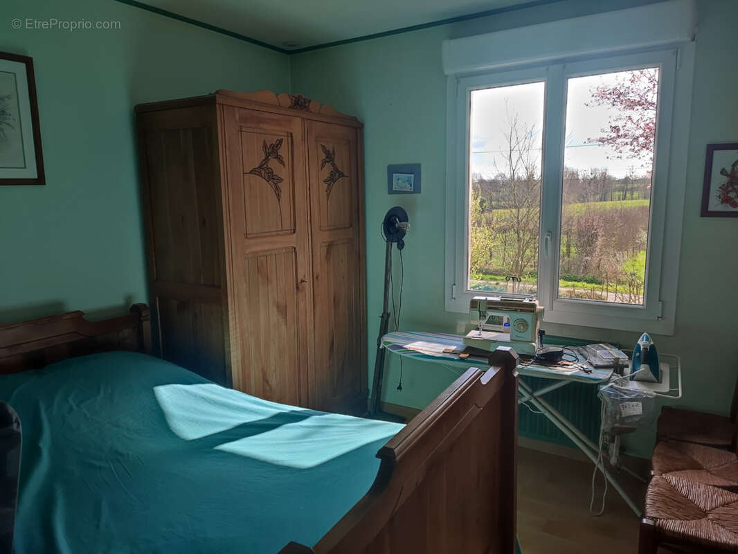 Maison à LES HERBIERS