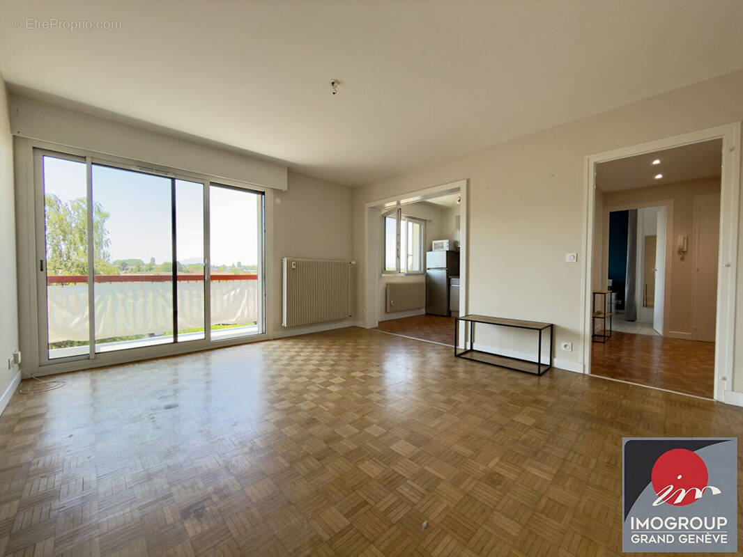 Appartement à DOUVAINE